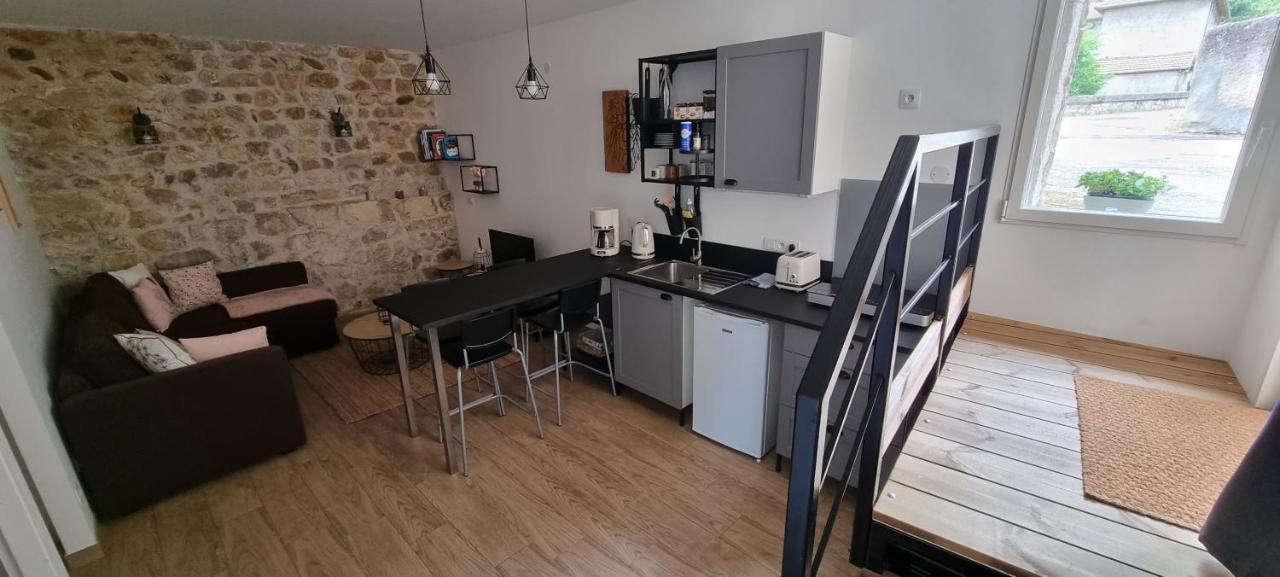 Appartement Chaleureux En Ardeche La Roche-de-Glun 외부 사진